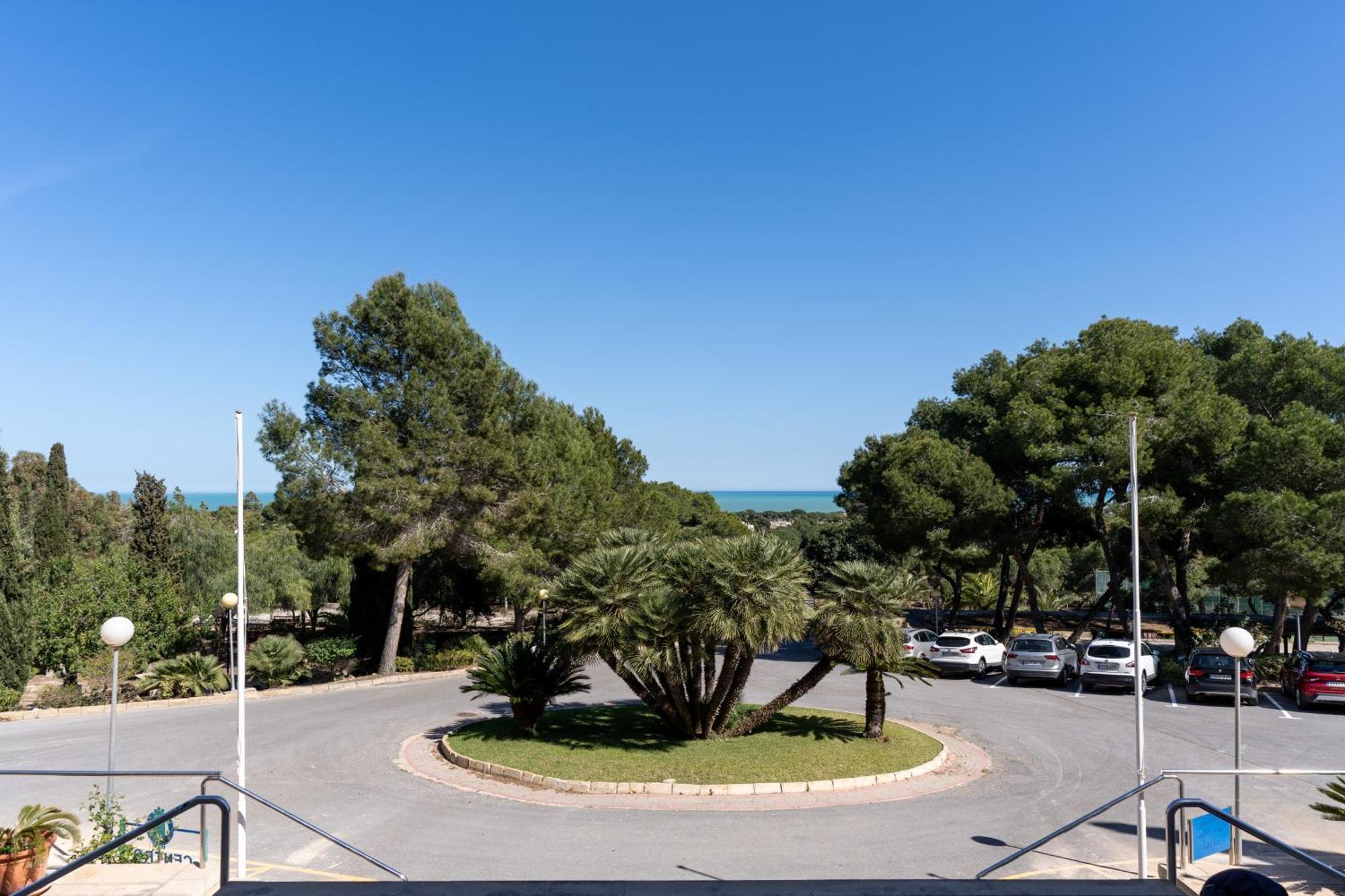 Costablanca Explore Hostel Sports & Events La Mariña エクステリア 写真