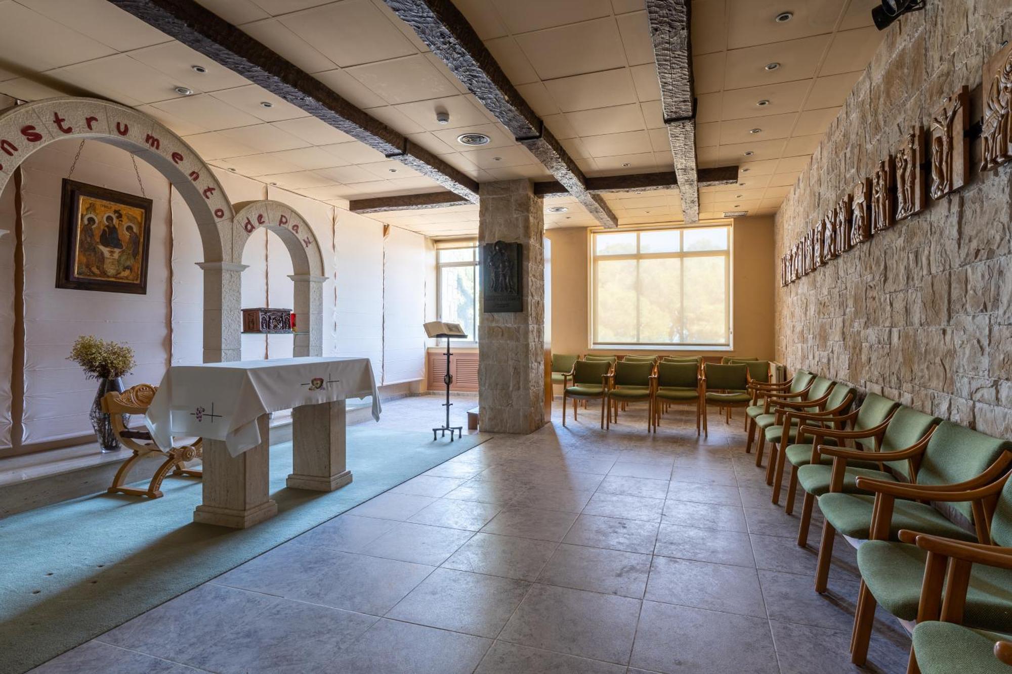 Costablanca Explore Hostel Sports & Events La Mariña エクステリア 写真