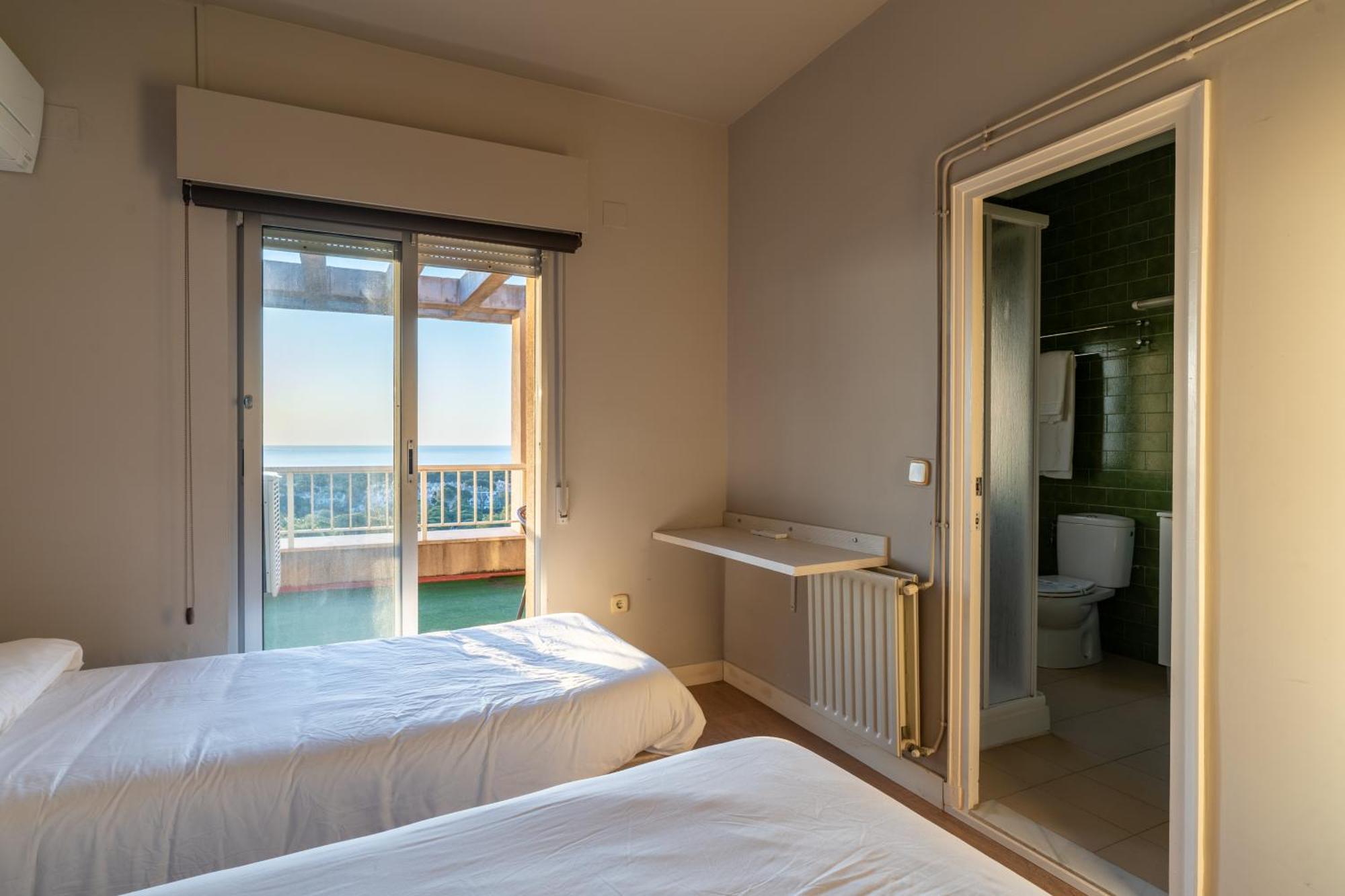 Costablanca Explore Hostel Sports & Events La Mariña 部屋 写真